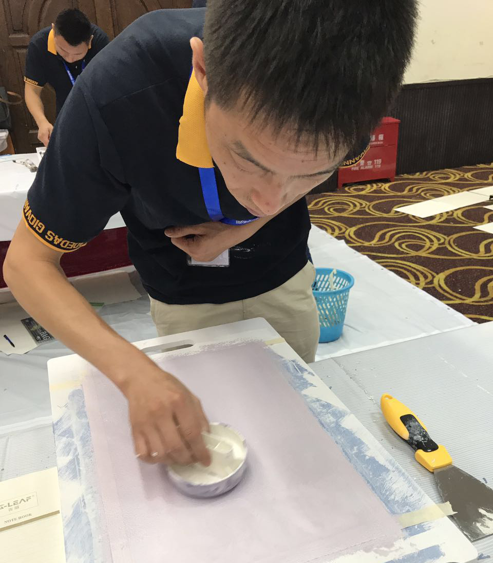 阿里大師喬無奈藝術涂料